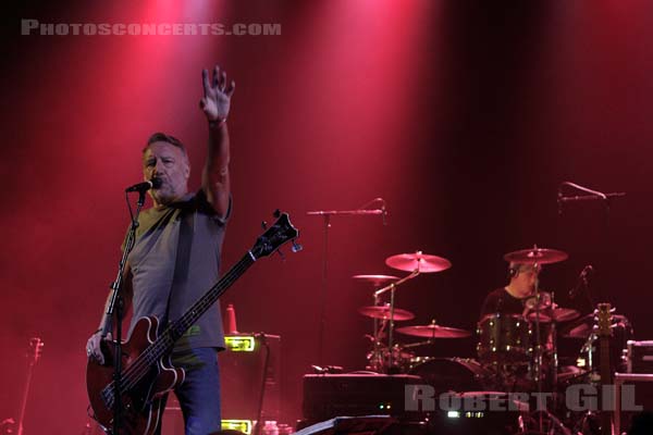 PETER HOOK AND THE LIGHT - 2017-10-28 - PARIS - Le Trianon - Peter Woodhead